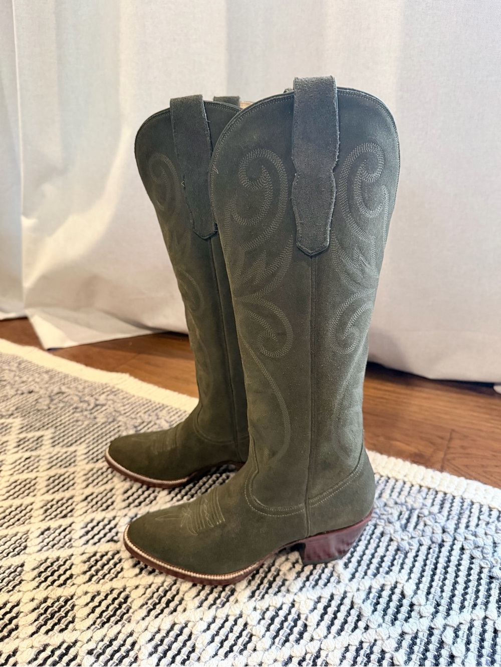 City Boots Anthropologie The Marathon Boots sz 7